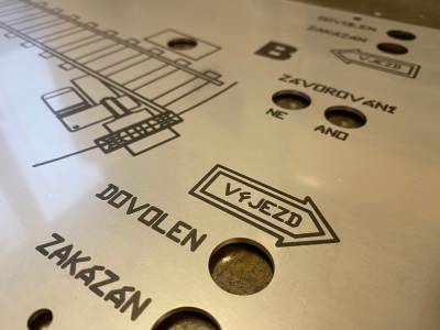 přístrojové panely nerez (2)